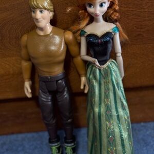Disney Frozen Anna and Kristoff Dolls - Green and Brown